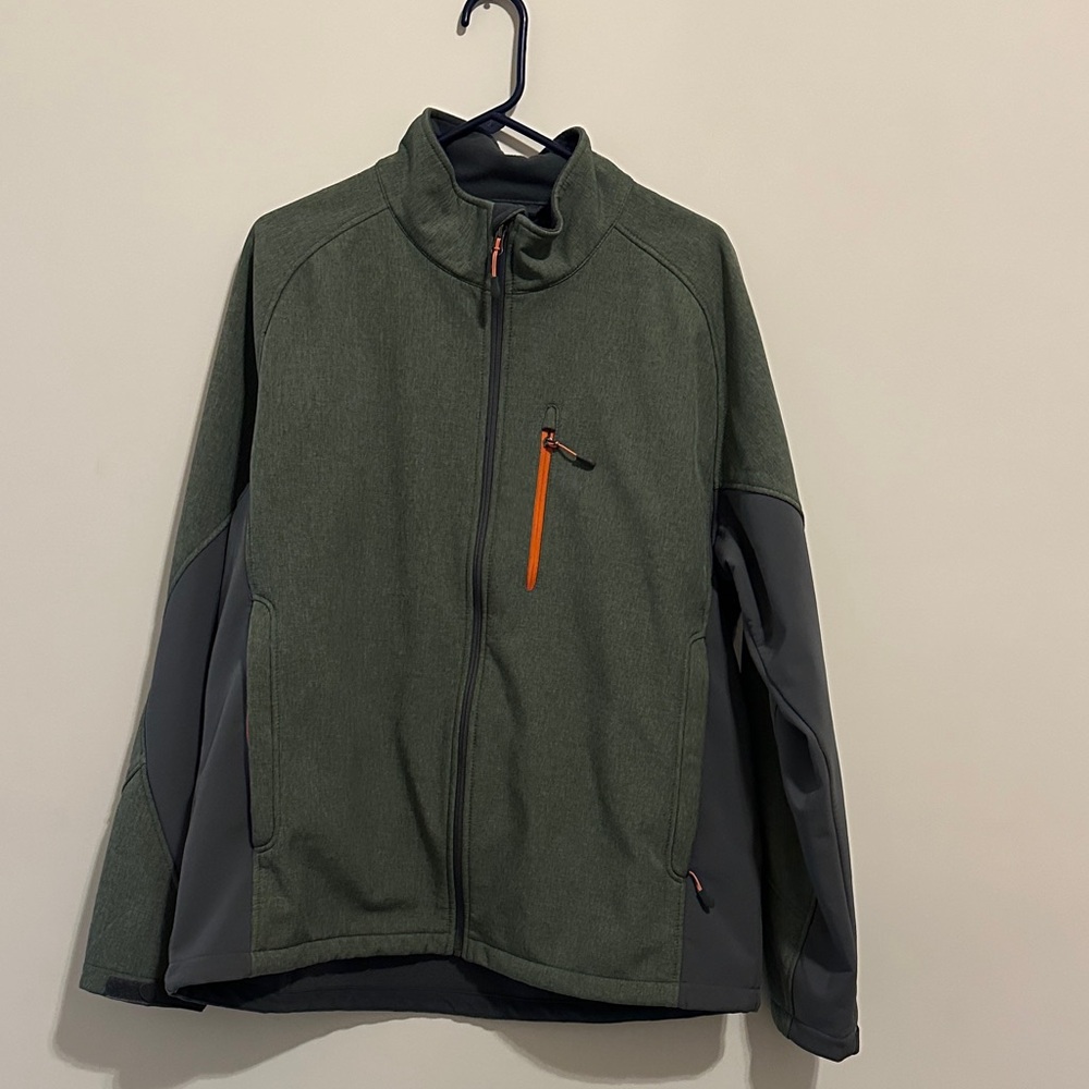 Kirkland Signature Men's Green and Grey Performance Jacket